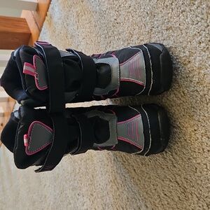 Totes Black and Pink Girls  Insulated Snow Boots